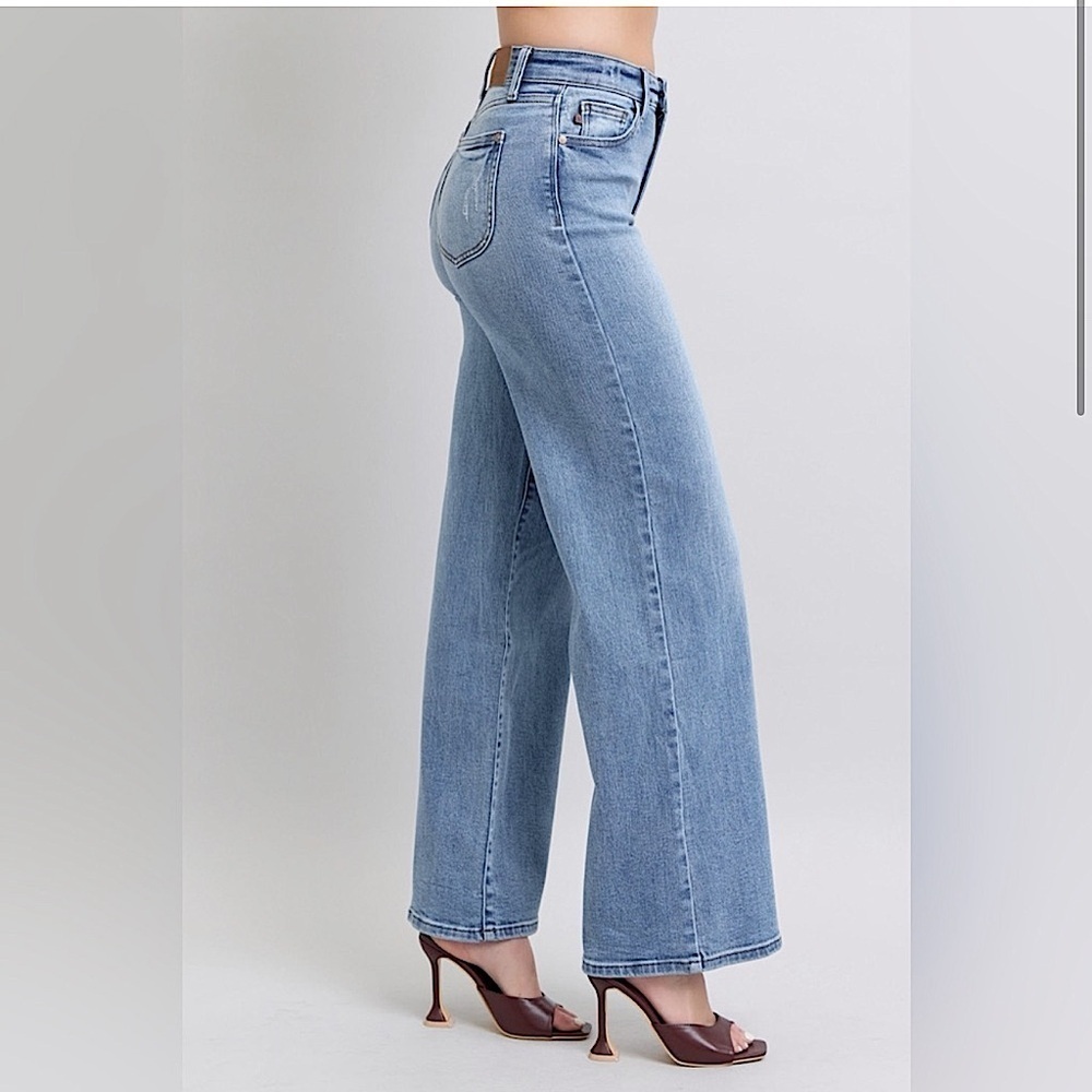 Judy Blue High Waist Wide Straight Leg Jeans Medium Blue Stretch Whiskered - Picture 2 of 12